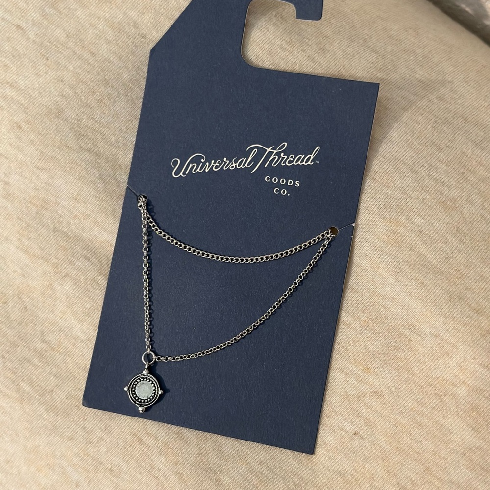 Universal Thread Necklace